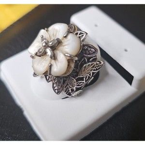 Vintage Mother Of Pearl Silver 925 Chunky Flower Leaf Cocktail Ring